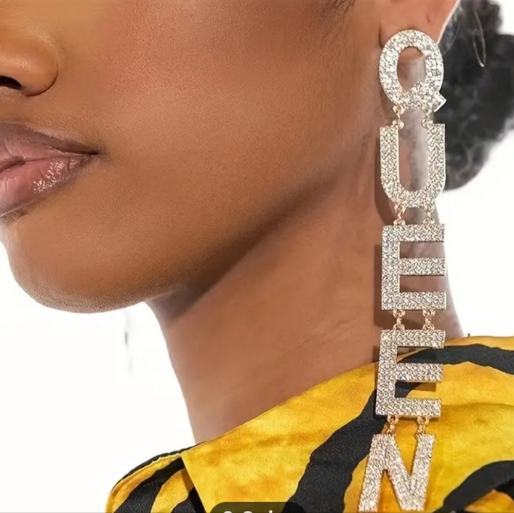 EMAYSPORIUM Queen Rhinestone Long Letter Earrings-(Silver)